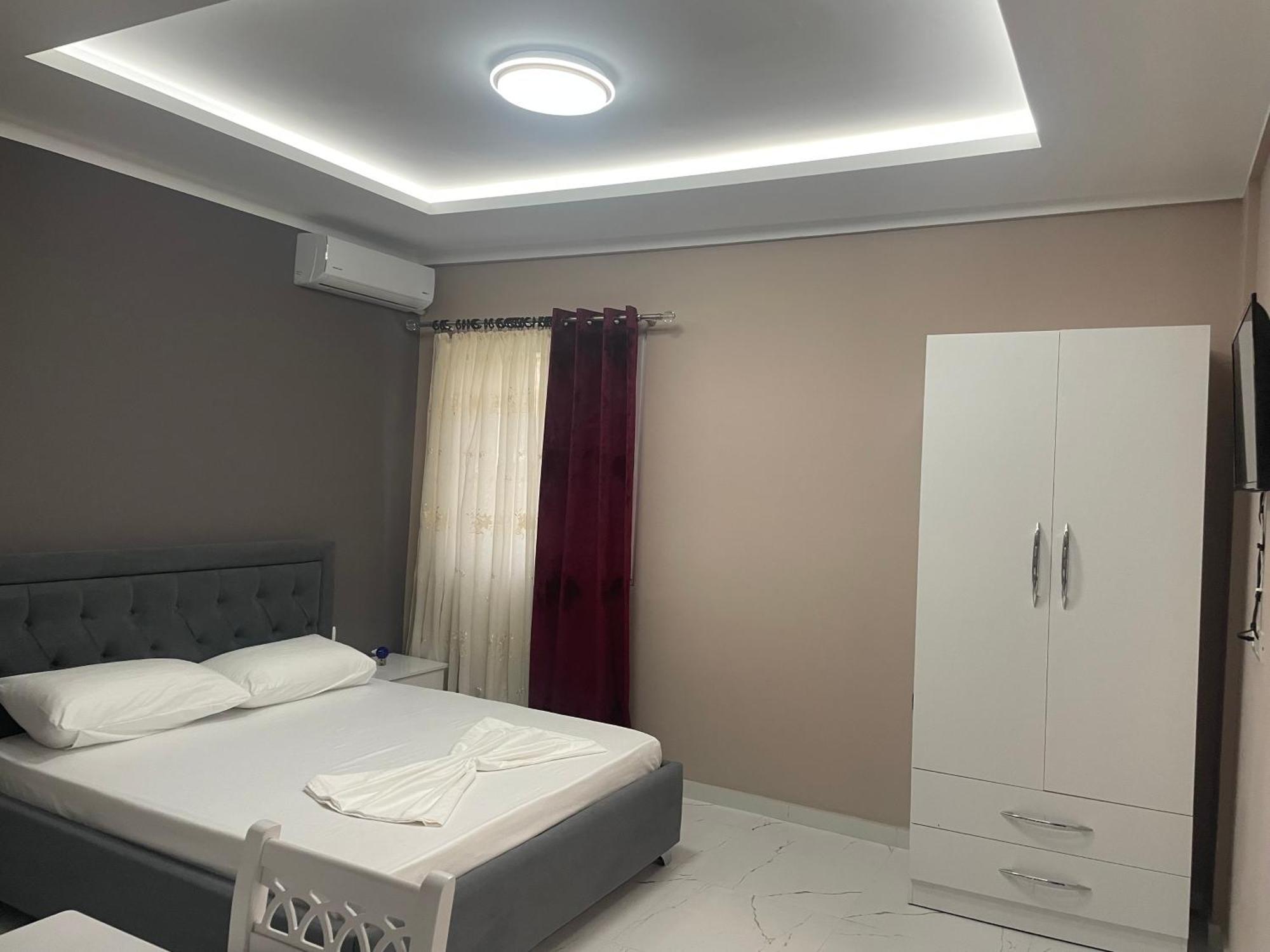 Apartment Topi